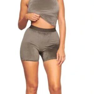 Skims Velour Bike Shorts Loungewear Women’s Boxer Shorts Army Green Size Small